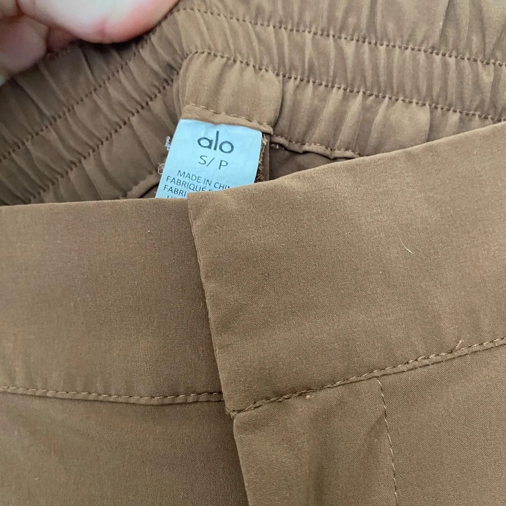 ALO Yoga Brown Wide-Leg Trouser Pants